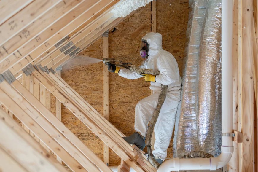 What Spray Foam Insulation Contractors in Des Moines Do Better?