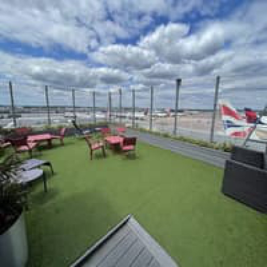 What Should I Do in a 10-Hour Wait in Heathrow Airport