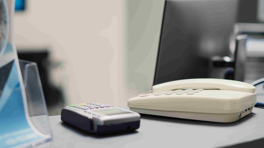 How Do Business VoIP Phone Solutions Improve Customer Service?
