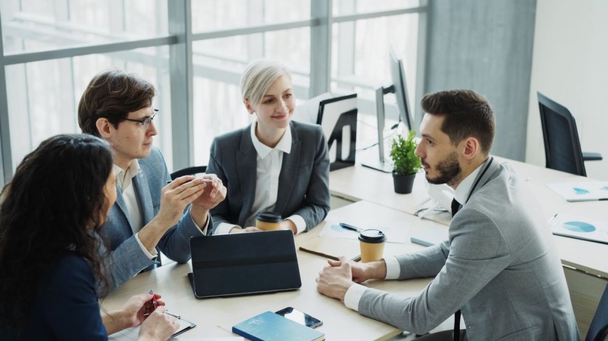 Leadership Starts Before the Promotion: How to Build Real Leadership Before Becoming a Manager