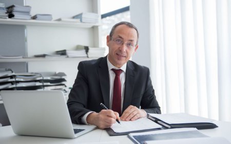 Leadership Transition: How First-Time Leaders Can Build Trust, Influence, and Confidence
