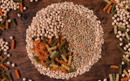 Quinoa Seeds: Nutrition, Climate Resilience, and New Cultivation Frontiers