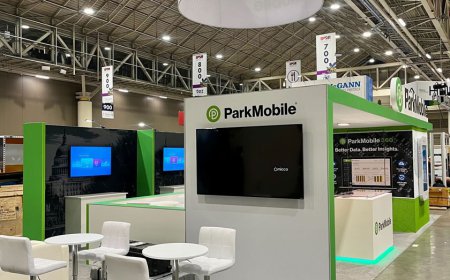 What Makes Exhibit Booth Displays Effective at Trade Shows?