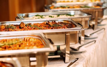 Where Can You Find Great Food And Drinks In The Woodlands?