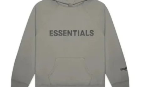 Why Essentials Shorts Are Trending in Modern Fashion