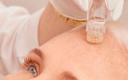 How Does an AquaGold Facial Work?