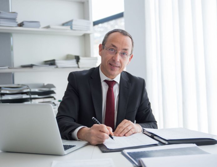 Leadership Transition: How First-Time Leaders Can Build Trust, Influence, and Confidence