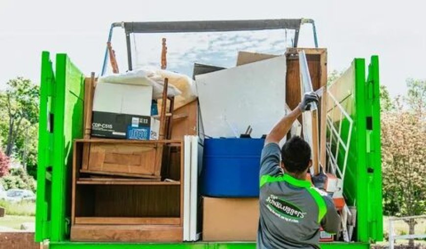 How Fast Trash Removal in Dubai Contributes to a Cleaner and Greener Community
