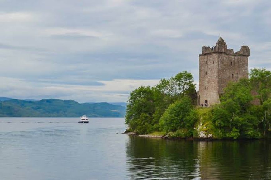 What Are Some of the Most Famous Landmarks in Scotland?