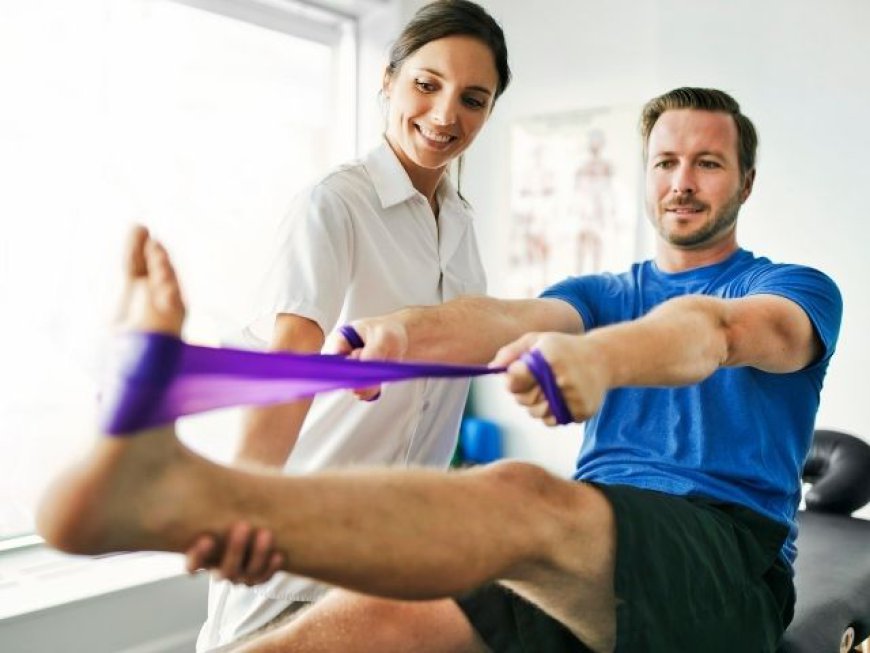 The Ultimate Checklist: Is It Time to See a Physiotherapist in Lahore?