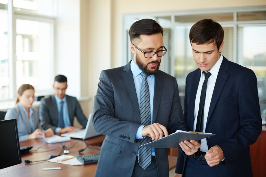 Career Transition: How to Navigate a Career Change With Clarity and Confidence