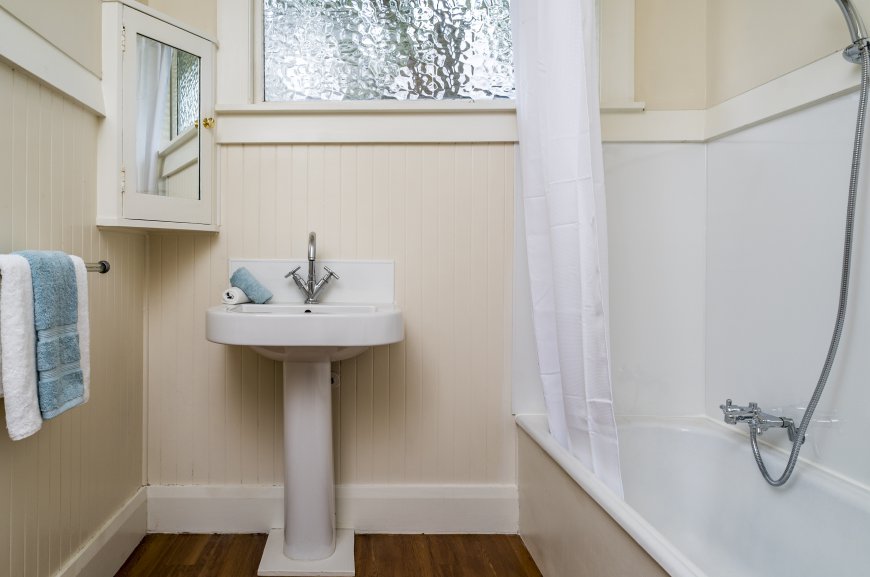 What to Consider Before Moving Plumbing During a Bathroom Renovation