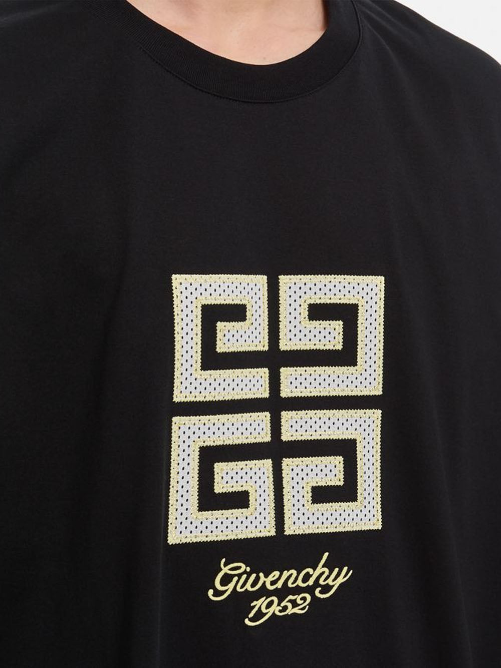 Can Givenchy Sneakers Handle Daily Wear and Tear