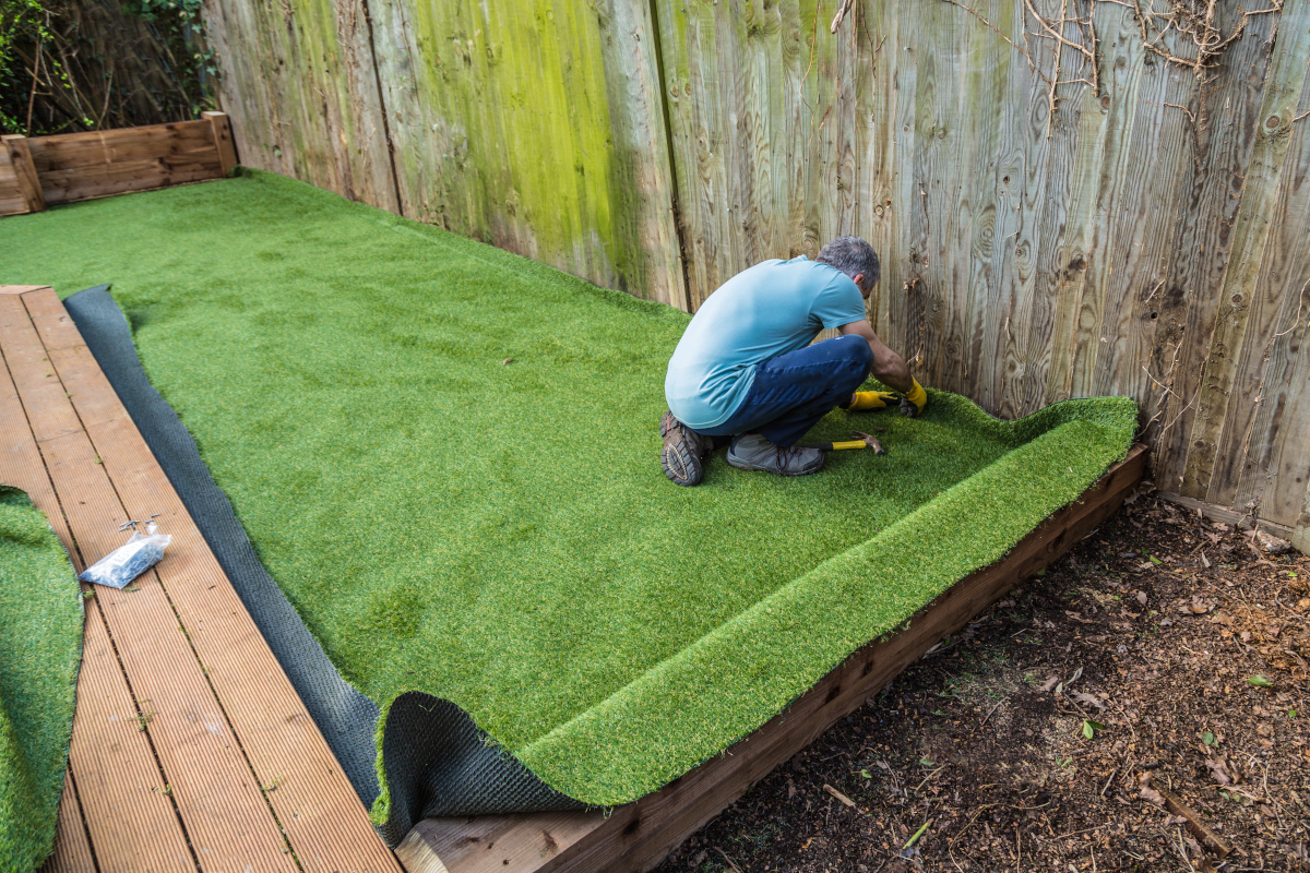 Smart Ways to Improve Your Yard With Synthetic Turf and Custom Landscape Design