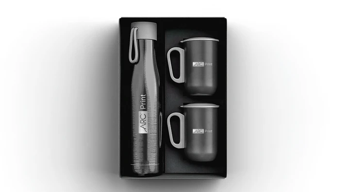 Employee Onboarding Kit Ideas That Make New Hires Feel Welcome