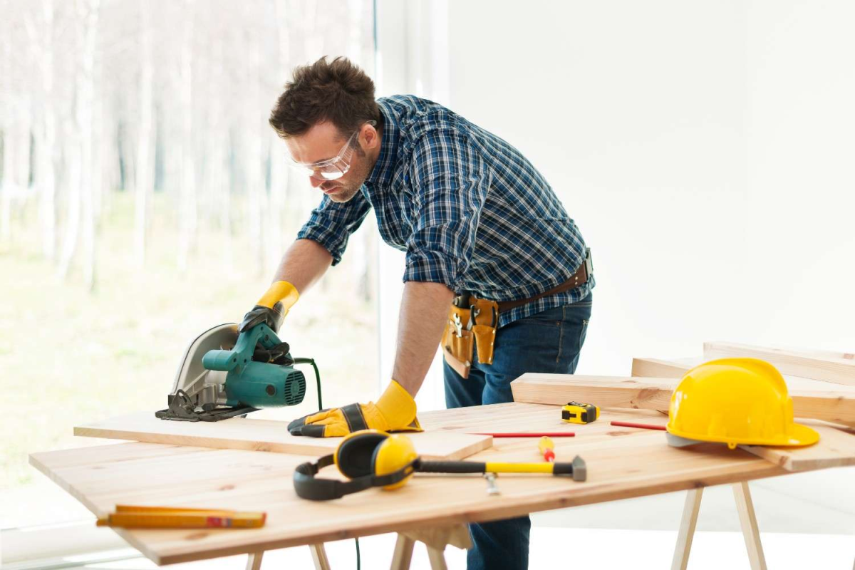 How Skilled Carpentry Can Transform Homes and Workspaces in Doha