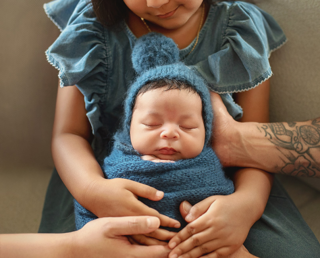 Houston Newborn Photographer and Sweet Newborn Moments