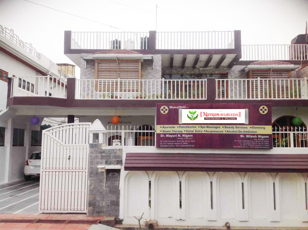 Looking for the Best Ayurvedic Doctor in Lucknow? Visit Navyam Ayurveda