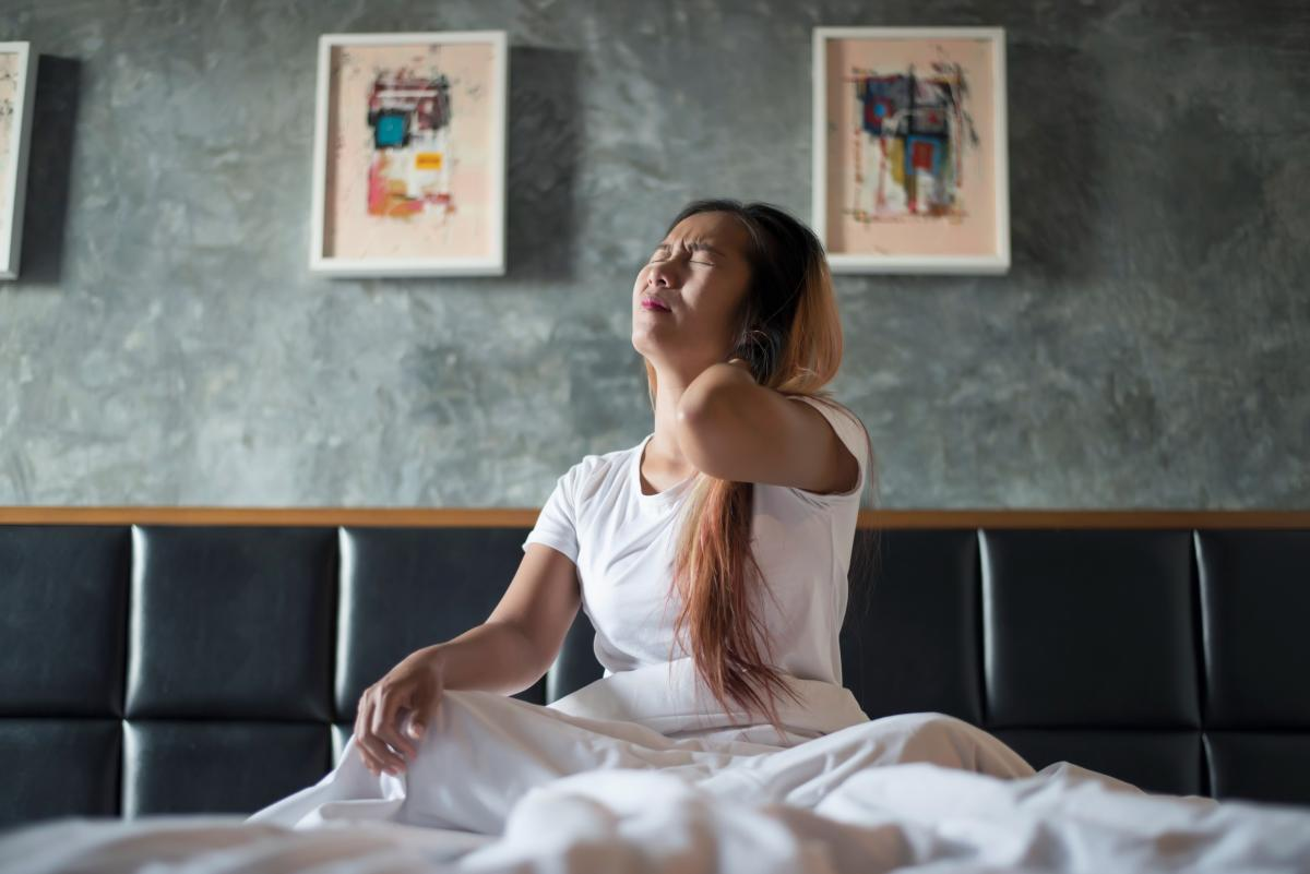 Sleeping Positions for Lower Back Pain: Wake Up Without the Ache