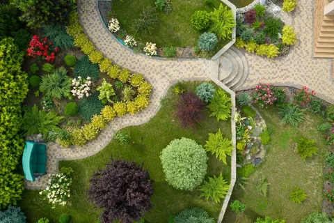 Landscape Designer in Portland, OR: Planning a Beautiful and Functional Yard