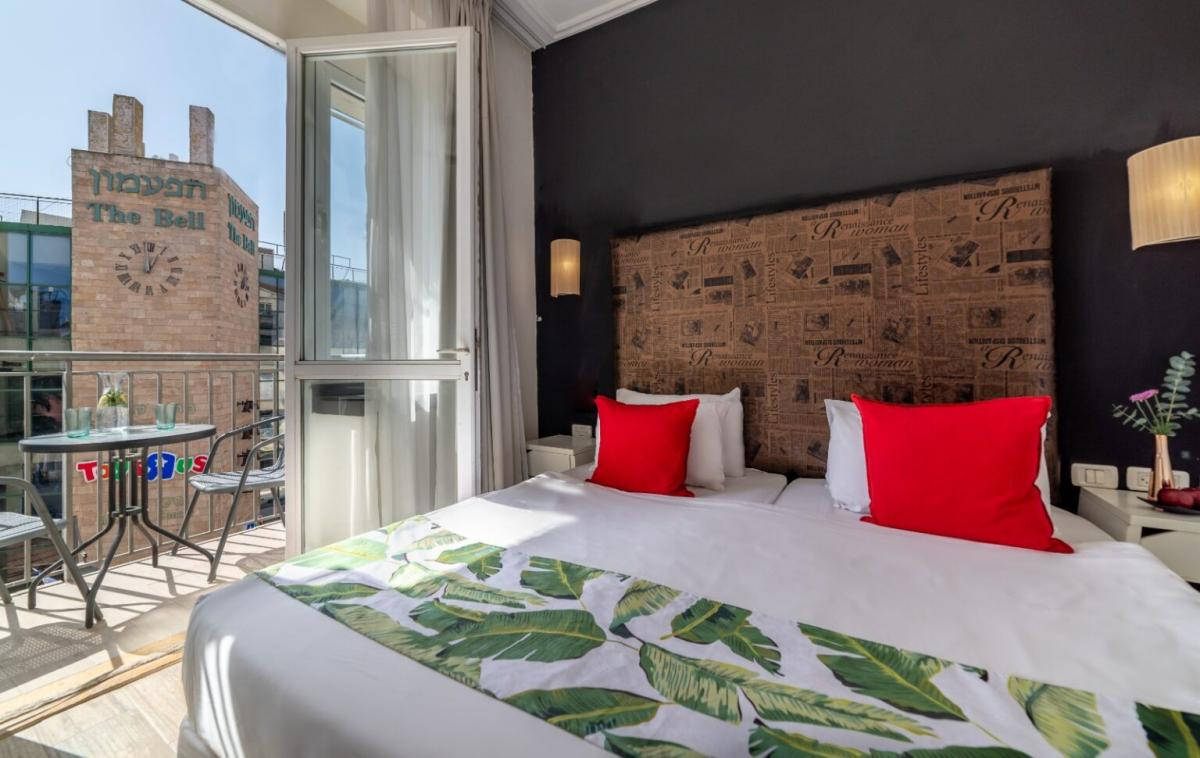 From Ancient Streets to Modern Comfort: Choosing Hotels in the Old City(מלונות בעיר העתיקה)