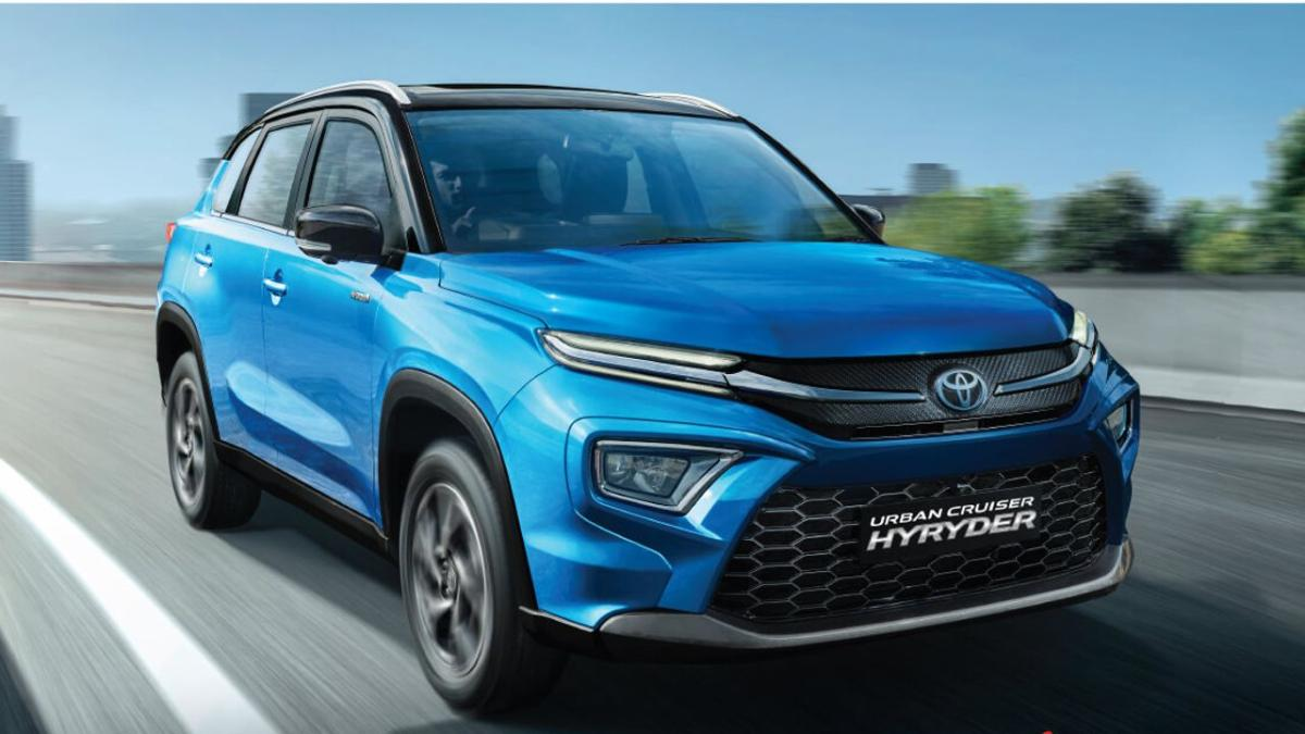 New Hybrid Vehicle Guide: Benefits, Types, Features & Buying Tips