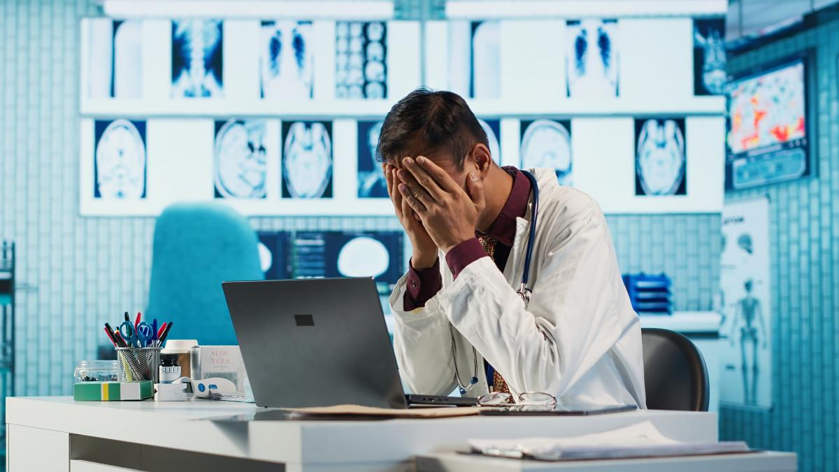 7 Google Ads Mistakes Hospitals Make (and How to Fix Them)