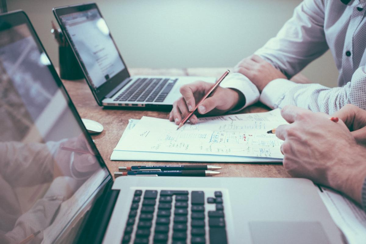 Difference between an internal RTO audit and a regulatory performance assessment?
