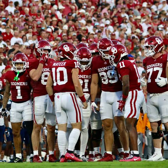 Why Michigan DE Dom Nichols Needs a Piece of Oklahoma 'Recreation Changer'John Mateer