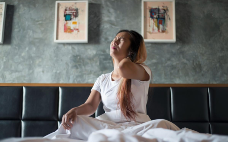 Sleeping Positions for Lower Back Pain: Wake Up Without the Ache