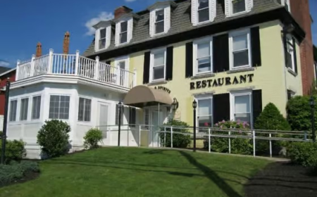 Discovering an American Restaurant in Canobie Lake