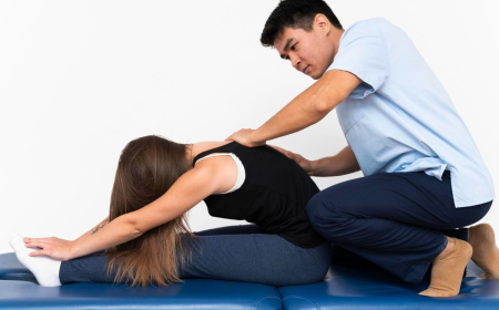 Back Rib Pain Explained: Causes, Warning Signs and Relief