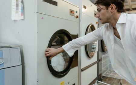 Laundry Management for Catering Companies: Tablecloths, Napkins, and Staff Uniforms